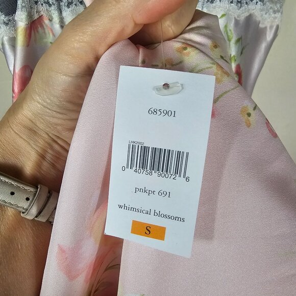 Oscar de la Renta Pink Label Peignoir Set S/M Soft Pink Floral Rosette Detail - Picture 11 of 16